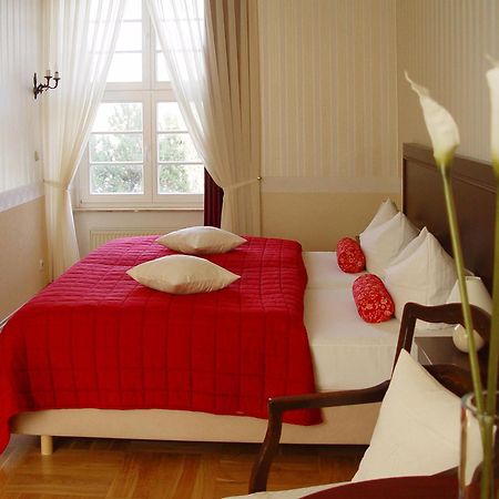 Hotel Altes Hafenhaus Rostock Room photo